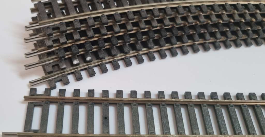 HO Hornby track (compatible with Lima)