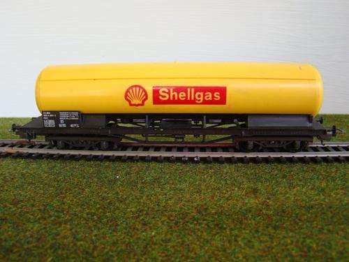 Lima HO Shell tanker wagon