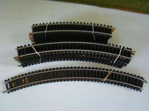Lima HO tracks, various curves