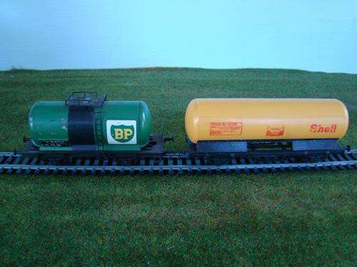 Lima HO tanker wagons for spares or repairs