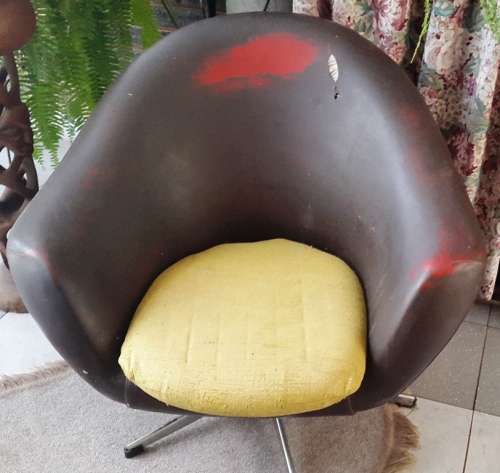 Retro leather chair