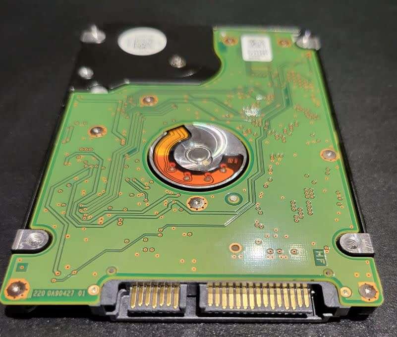 HGST 500GB 2.5` Hard Drive - Super Slim (100% Working)