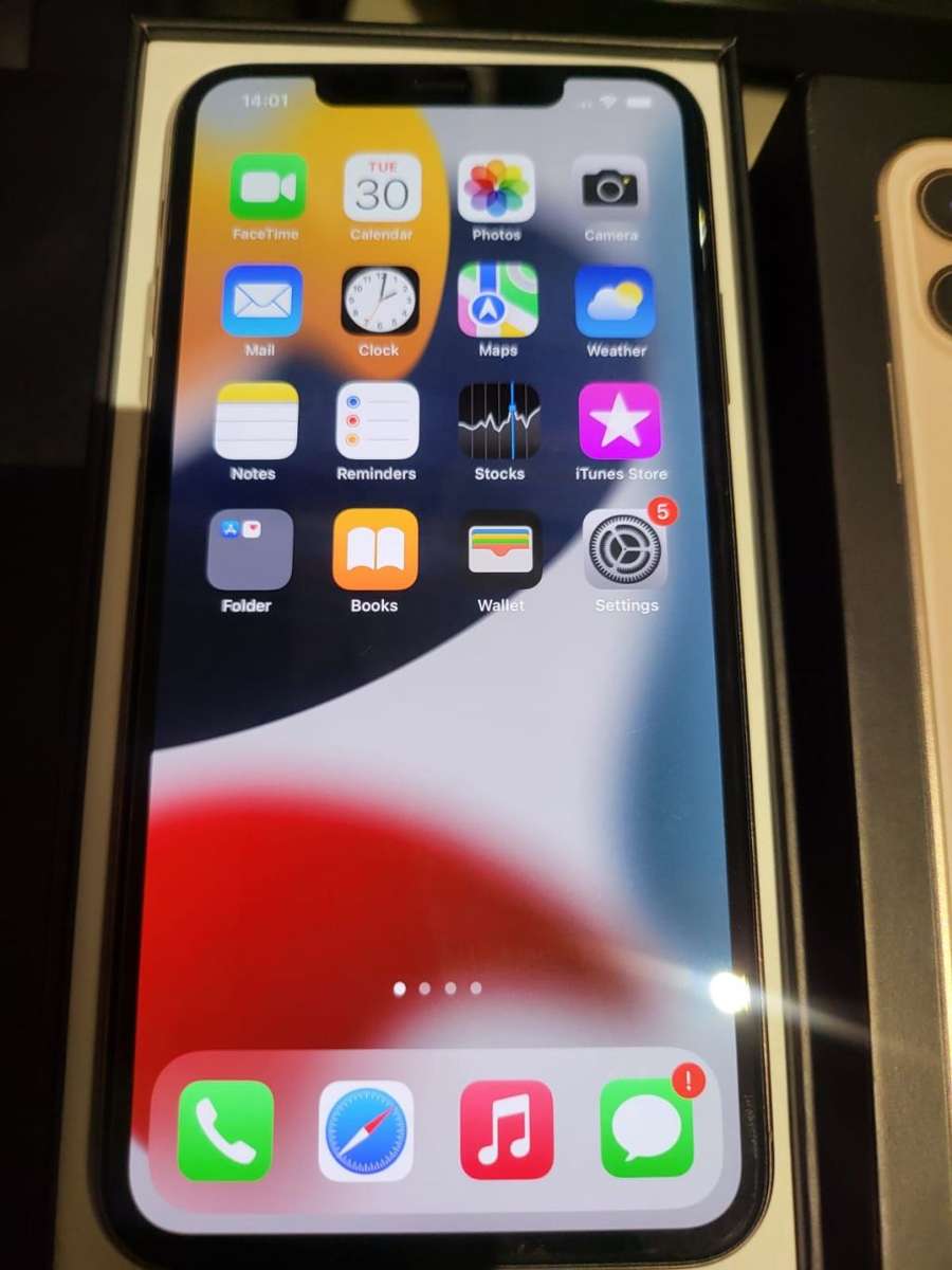 iPhone 11 Pro Max Gold - 512GB (Original Box)