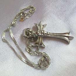 SOLID STAINLESS STEEL CROSS & SKULL PENDANT & CHAIN