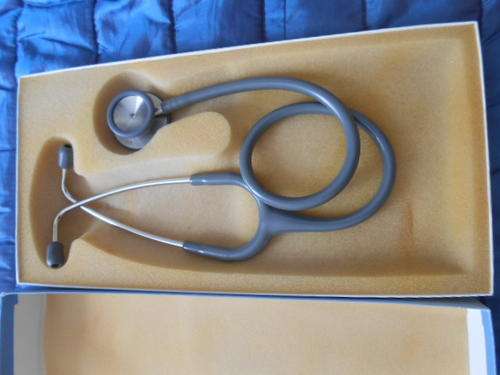 Grey Littmann Stetoscope Classic 2 M3 as new.