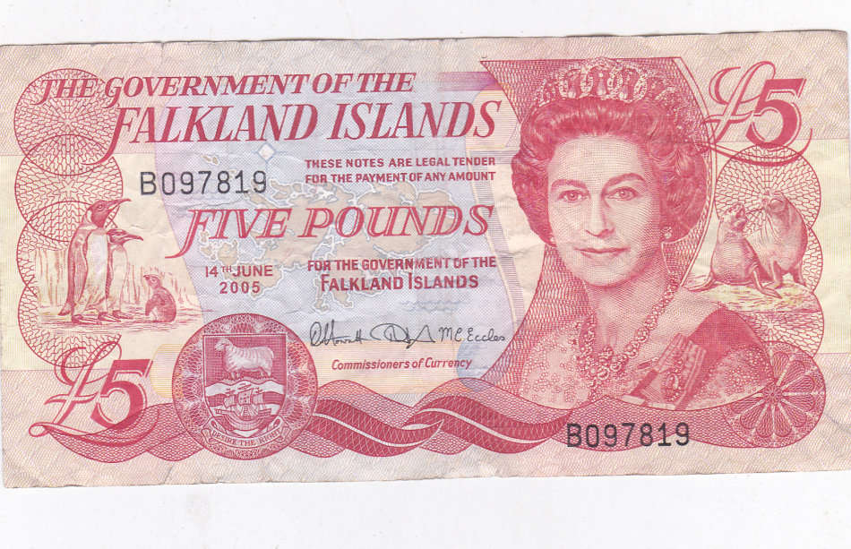 FALKLAND ISLANDS 5 POUNDS 2005 FV=R92