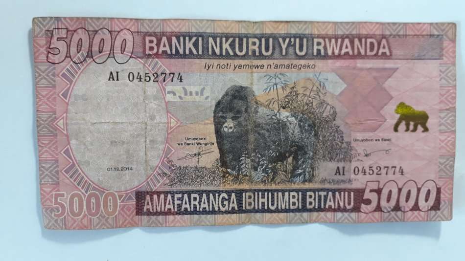 RWANDA 5000 FRANCS 2014 GORILLA FV=R83