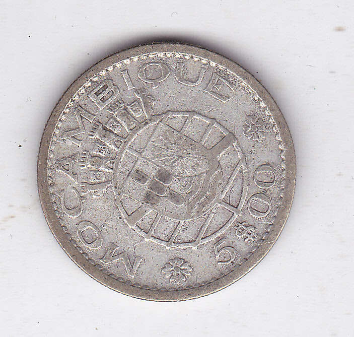 MOZAMBIQUE 5 ESCUDOS 1960