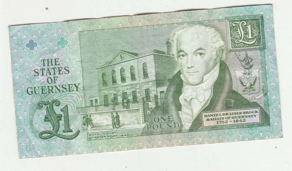 GUERNSEY 1 POUND ROYAL COURT