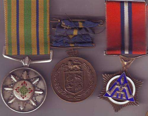 TRIO  SOUTH AFRICA POLICE SERVICE MEDALS  S132649T KONST J. MONTSI - INCLUDING SA POLICE STAR MERIT
