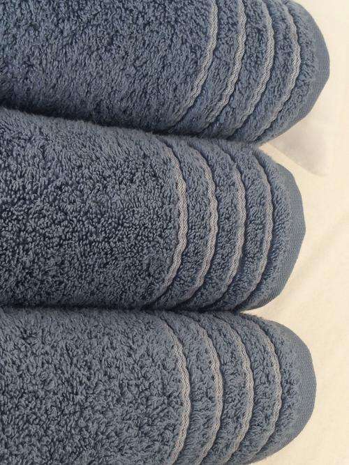 LOVELY DARK BLUE BATH TOWELS - GLODINA - PLUSH & FLUFFY! AFFORDABLE QUALITY! BID FROM ONLY R1!