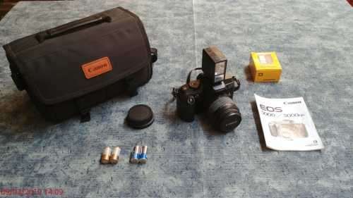 Canon EOS 5000 Professional Camera - 35mm SLR **Lots Of Accessories**
