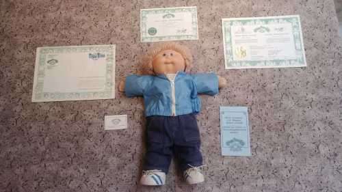 Authentic Original 1983 CABBAGE PATCH DOLL w/ Paperwork & Clothes