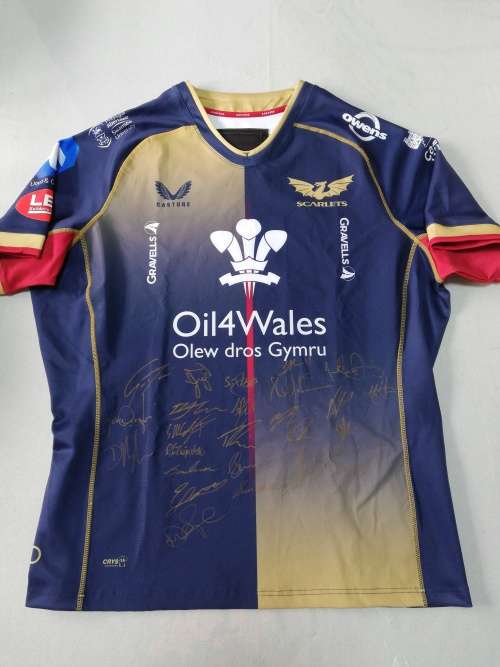 Scarlets Players Issue Match Jersey Size 3XL signed by team