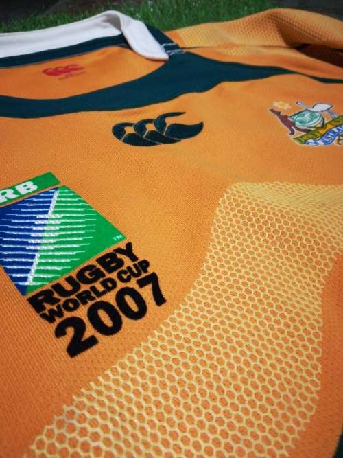 Australia Players issue RWC 2007 Jersey signed Sterling Mortlock