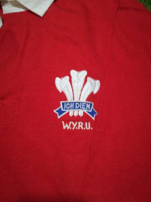 Wales Rugby Jersey No 17!!