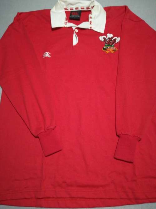 Wales Rugby Jersey Size L