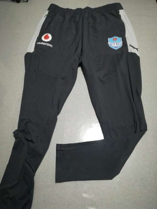 Bulls Players Trackpants Size L