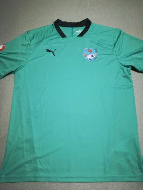 Bulls Players Training Shirt Size XL