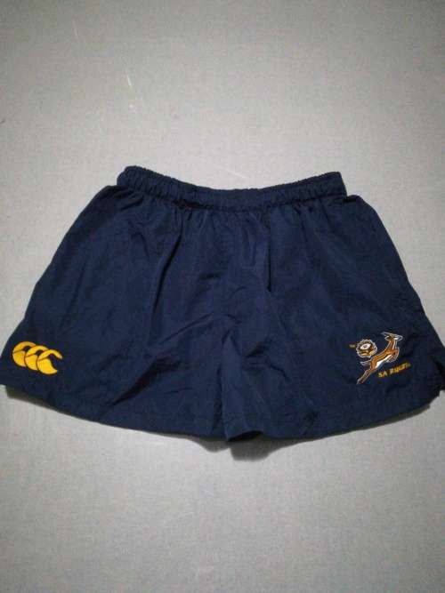 SA Rugby Shorts Size L New