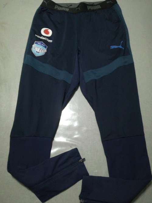 Bulls Players Trackpants Size M