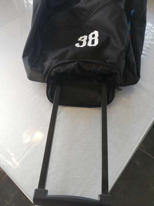 Bulls Players Travel Kitbag with wheels and pullout handle