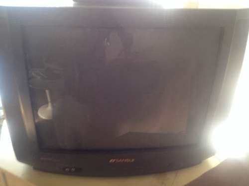*** R1-Steal!!! Old school 54 cm Sansui Colour TV ***