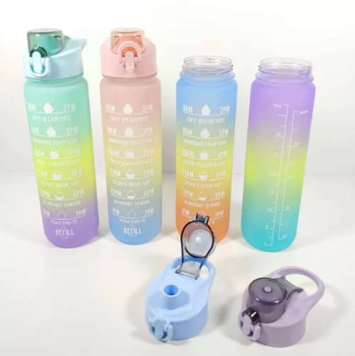 700ML Rehydrating Reminding Stylish High Quality Water Bottle with Holding Strap
