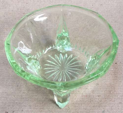 Wee little Uranium Glass Bowl......80 mm diameter
