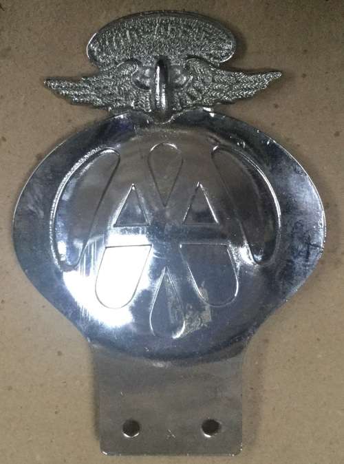 AA car badge.....though vintage is in immaculate condition