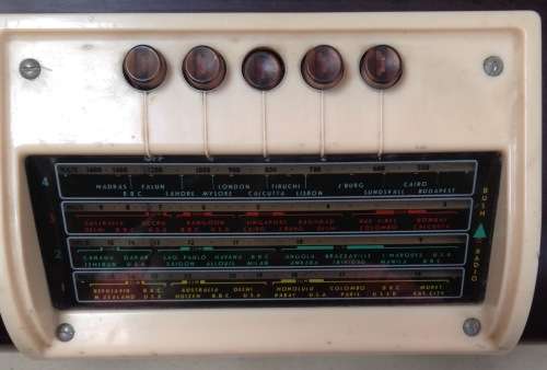Mid century Bush type EBS 23 radio....outstanding condition and shortwave working. For cashcon