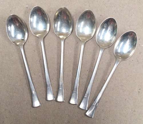 Sterling silver mocha spoons. Set of six, 48 grams. Chevron patter. Birmingham silver marks.