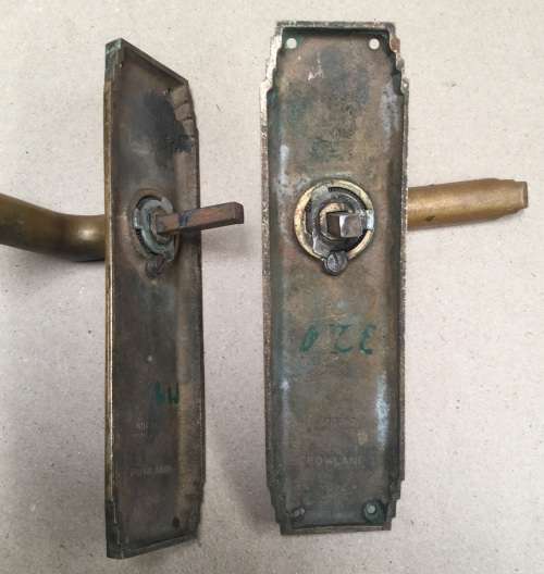 Art Deco...Pair of Yale door handles made in England by Growland...length 205 mm..perfect working