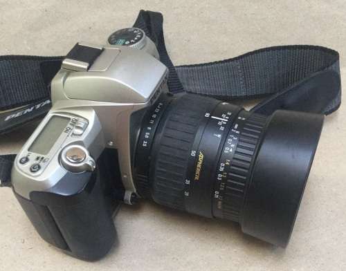 Pentax MZ-7 with Sigma zoom 28-80 mm 1:3.5 - 5.6 Macro....really good condition
