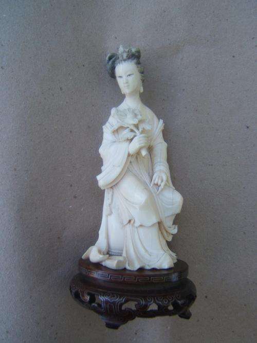 Ivory Figurine 200mm height incl base, please see all photos