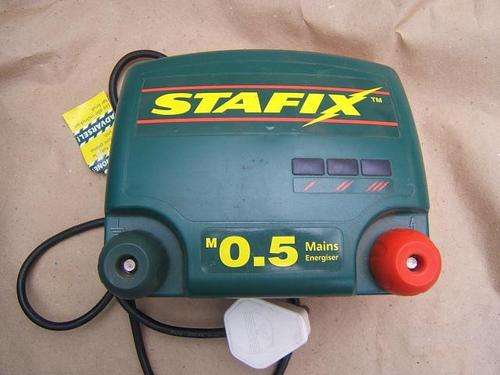 Stafix 0.5----low joule ideal for keeping dogs, dassies, rabbits and other creatures out and away