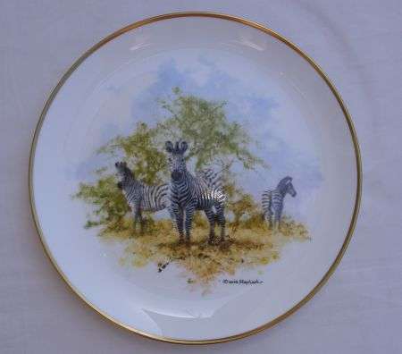 DAVID SHEPHERD WEDGWOOD WALL PLATE - ZEBRA - WITH CERTIFICATES - POSTAGE R45