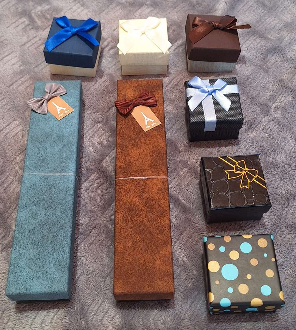 Engagement Ring With Certificate of Authenticity Limited Edition!!!