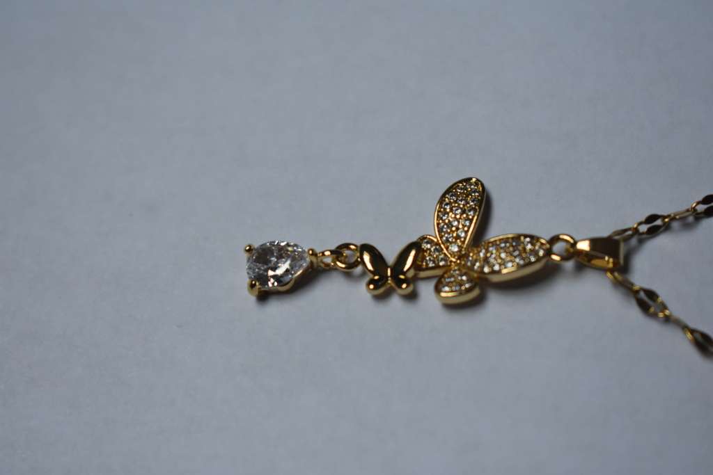 `R999` Bargain 18K Gold Plated Necklace