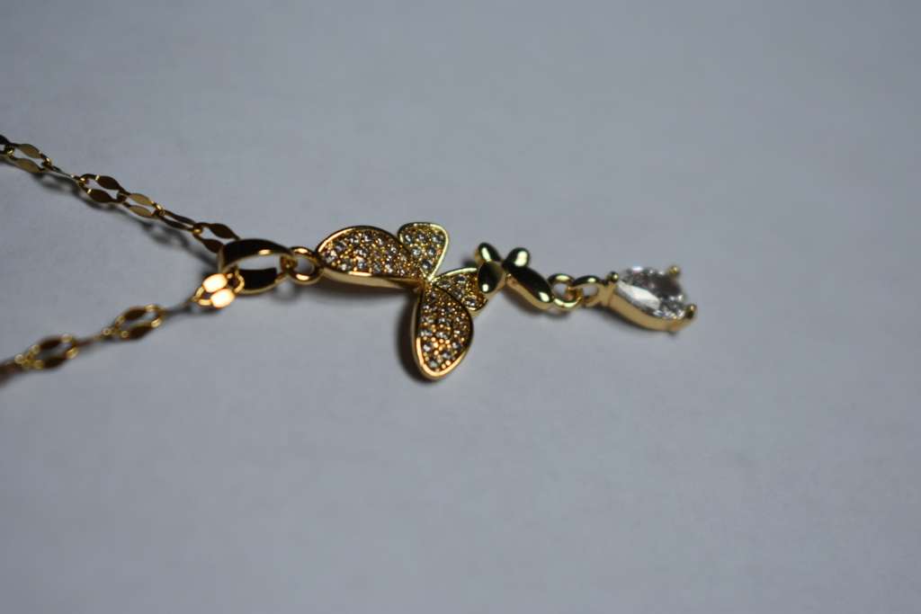 `R999` Bargain 18K Gold Plated Necklace