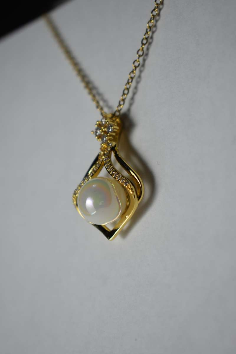 `R999` BARGAIN SALE!!! 18K Gold Plated Necklace