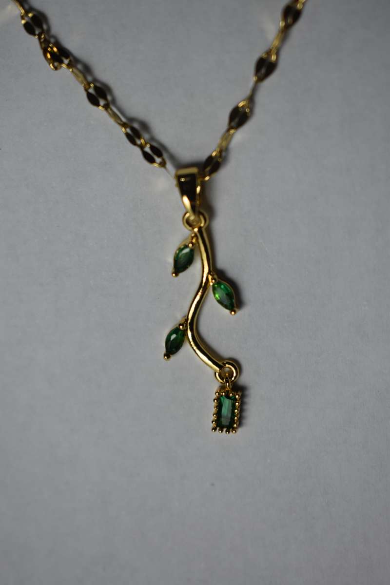 `R999` Bargain 18K Gold Plated Necklace