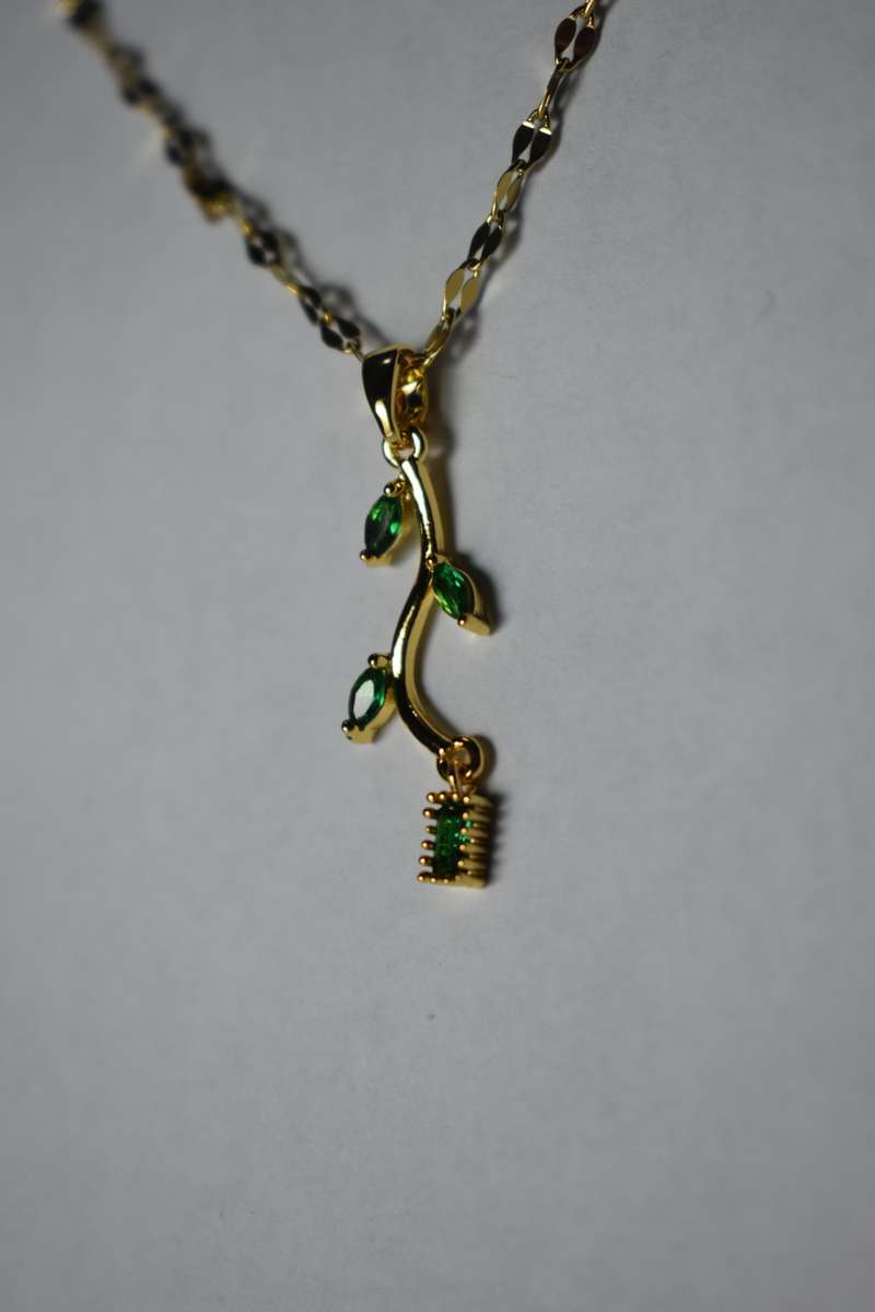 `R999` Bargain 18K Gold Plated Necklace