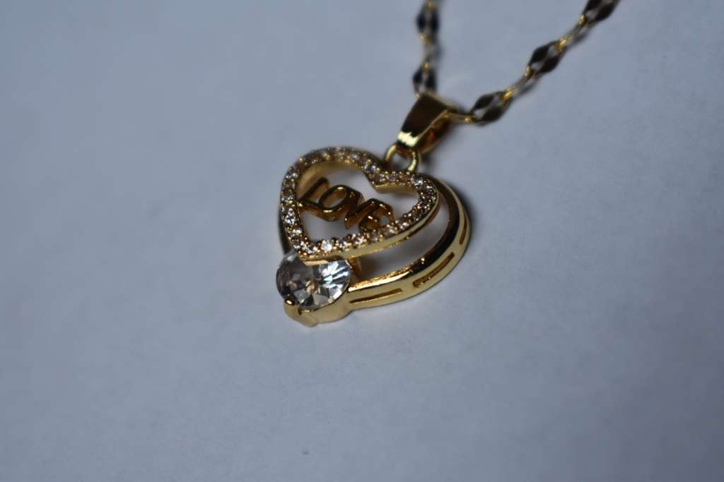 `R999` Bargain 18K Gold Plated Heart Shape Necklaces