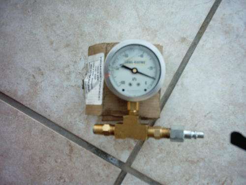 gauge for measuring vacuum