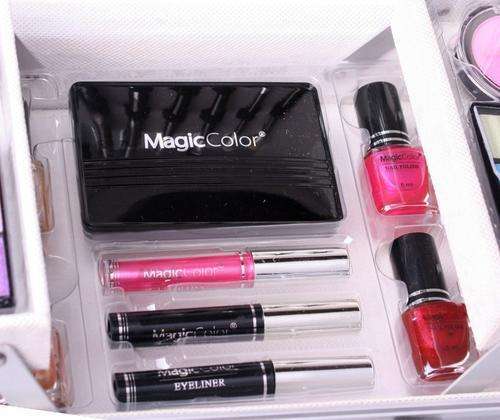 Magic Color Make Up Kit with carry case, 26 Piece Set - Bulk Offers Welcome