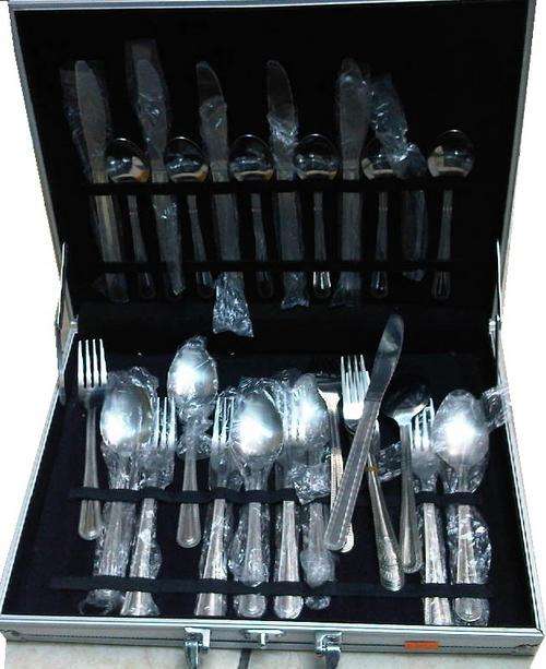 Cutlery set 24 pcs in Silver case/black case/Blue case - NEW!!! BULK PRICES AVAILABLE!!!
