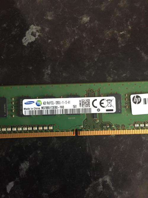 SAMSUNG DDR3 4GB 1Rx8 PC3L-12800U-11-13-A1 DESKTOP RAM