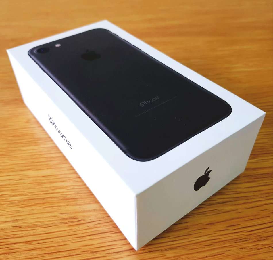 Apple I-Phone 7 - 128GB