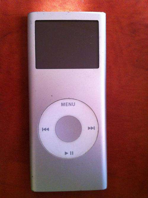 iPod Nano 2nd Generation 4GB